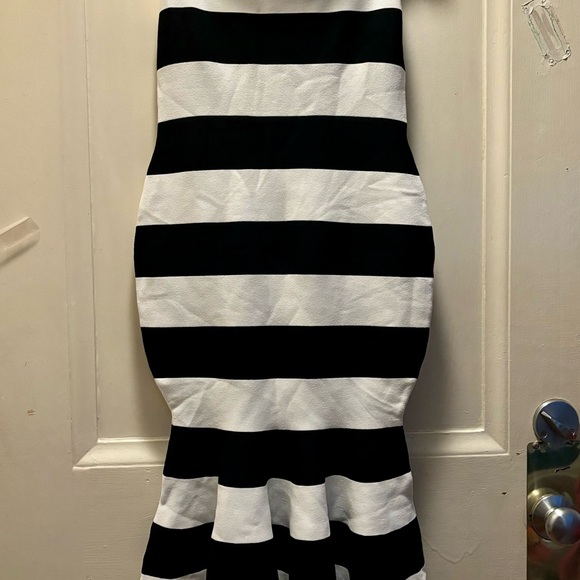 MILLY KNIT BEAUTIFUL DRESS,NEW WITH TAGS, medium size - Picture 3 of 10